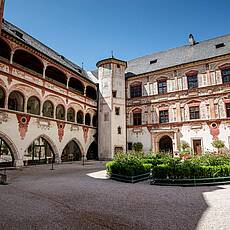 Cortile interno del castello di Tratzberg (Foto: www.schloss-tratzberg.at)