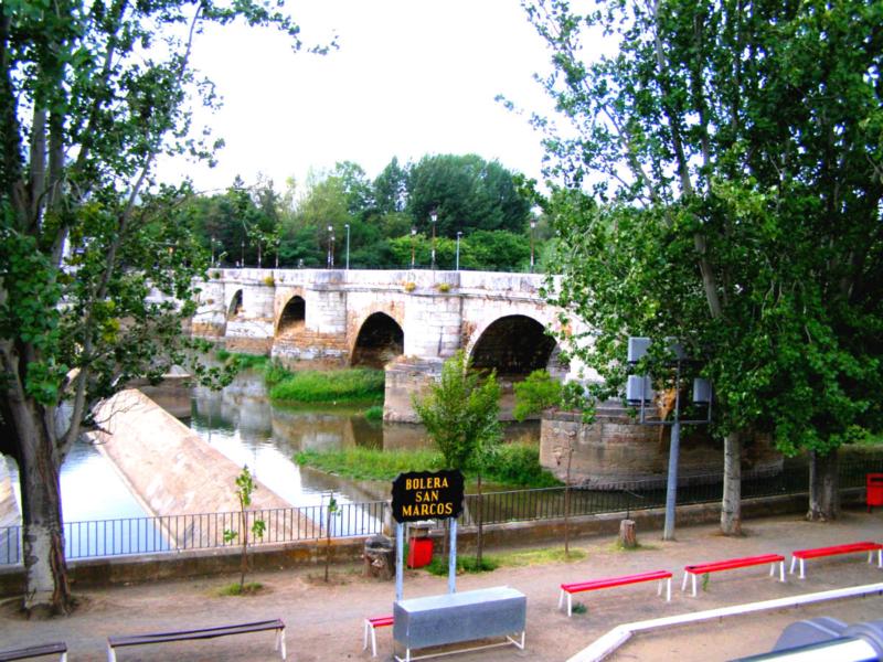 Villadangos del Páramo – León
